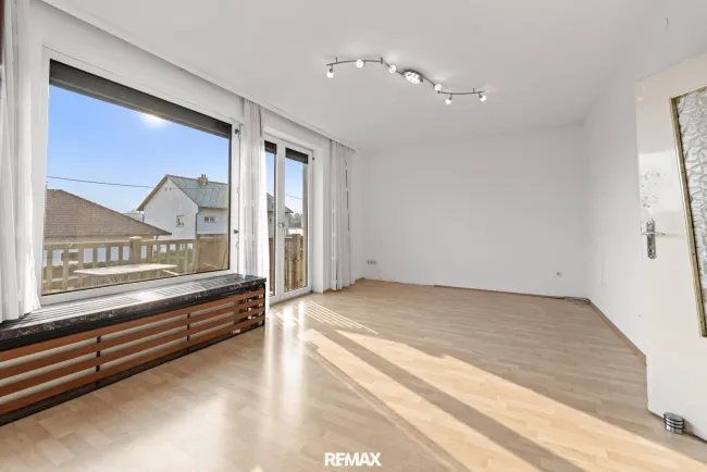 Familienparadies in Leonding – Einfamilienhaus mit Pool & sonnigem Garten - Bild