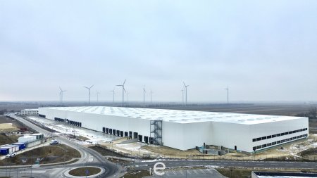 Direkt an der Grenze zwischen Österreich, Slowakei und Ungarn I Lager- und Produktionshalle ab 3.500 m² zu mieten