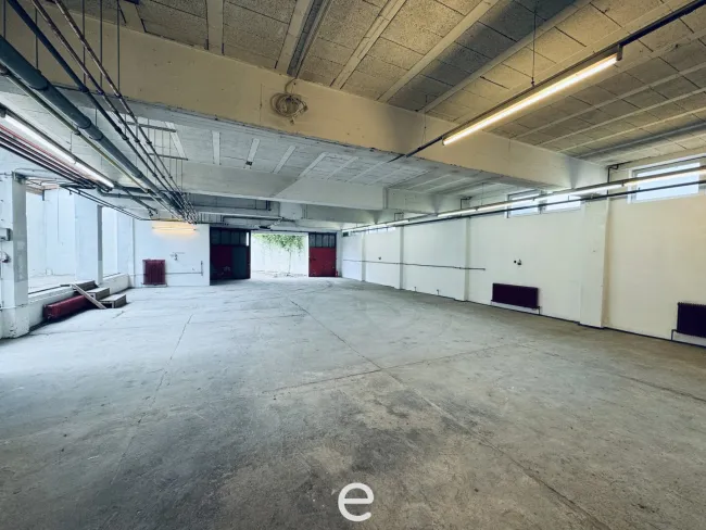 Lagerfläche Wels Neustadt mit rd. 249,00m² und rd. 35,00m² zu vermieten - Bild