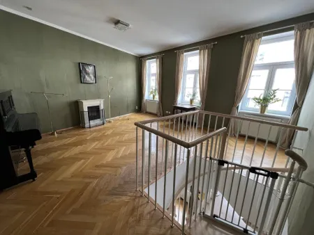 Ebene 2 (Top 15, 2. OG):  Wohnzimmer 1