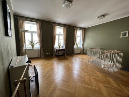 Ebene 2 (Top 15, 2. OG):  Wohnzimmer 2