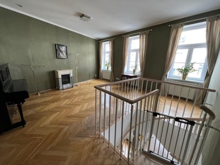 Ebene 2 (Top 15, 2. OG):  Wohnzimmer 1