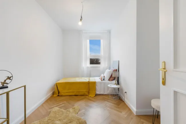 Schlafzimmer 2