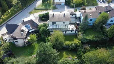 Topview back