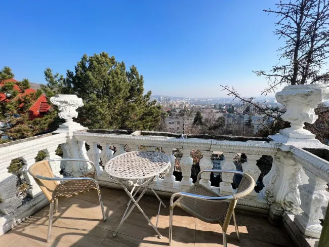 Garden_Terrace