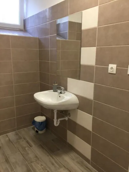 Szombathely Badezimmer2