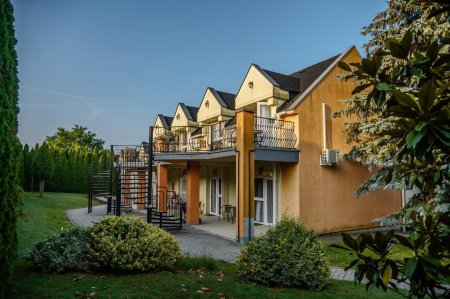 Hotel Aussen
