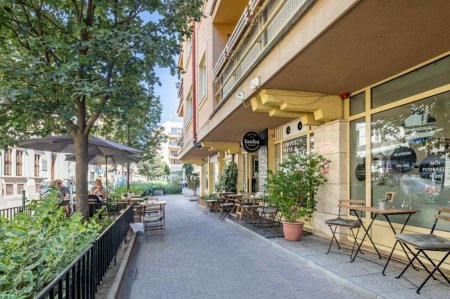 5-ZIMMER-WOHNUNG IM HISTORISCHEN JÜDISCHEN VIERTEL VON BUDAPEST ZU VERKAUFEN