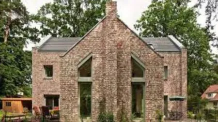 10. Fassade