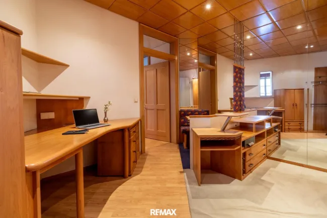 Arbeitszimmer