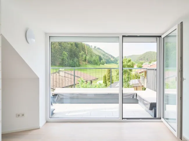 Wohnzimmer 3 Ausblick Terrasse