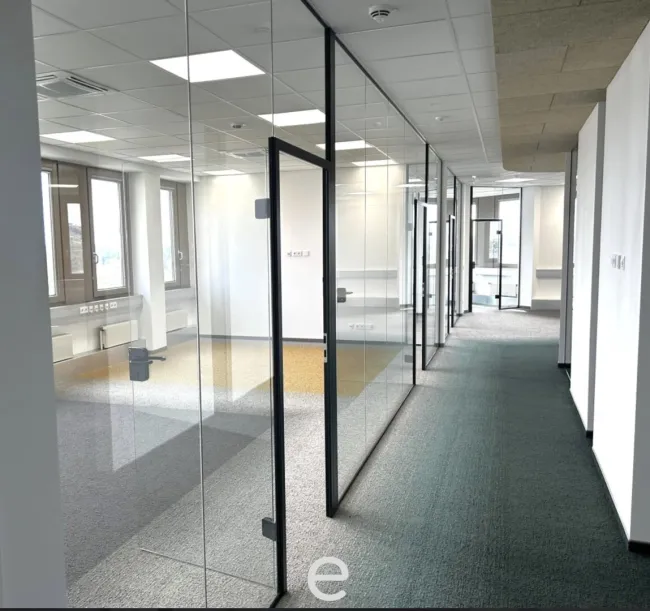 Modern sanierte Büroflächen in Wien – flexible Anmietung möglich! - Titelbild