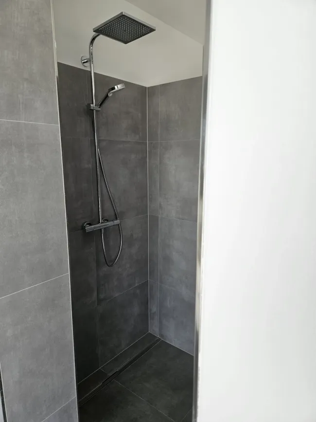 Dusche.jpg