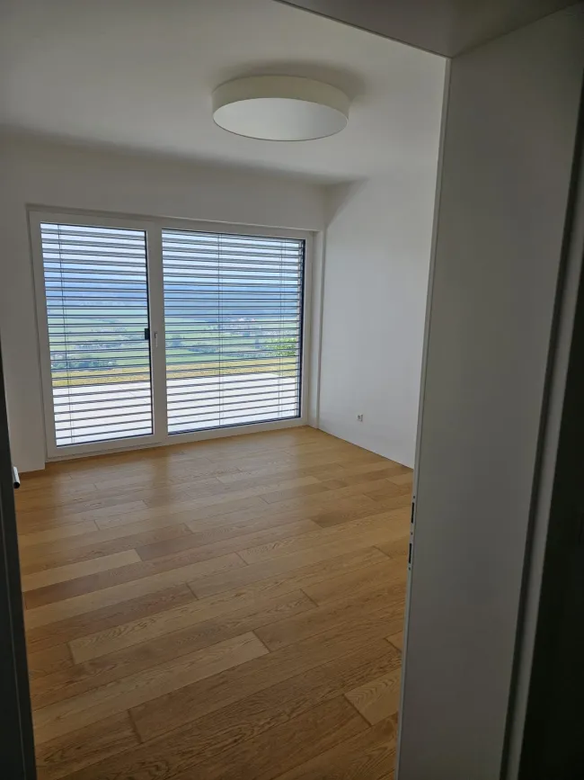 Schlafzimmer 1.jpg