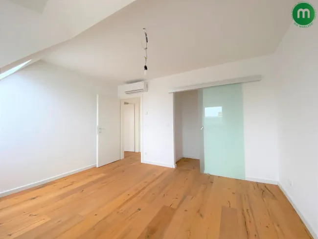 Zimmer 1