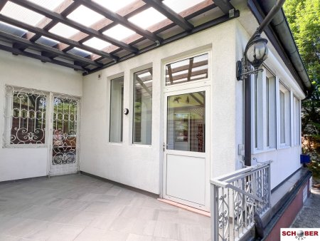 Renovierungsbedürftiges Haus mit Charme in gekuppelter Bauweise