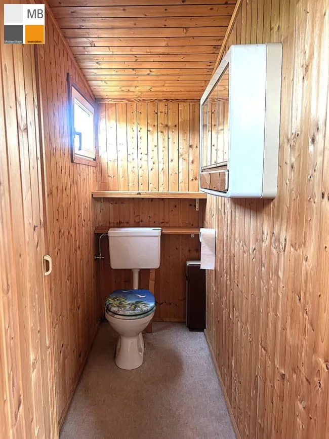 Toilette mit Fenster