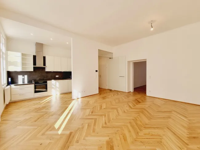 Wohnzimmer + Küche