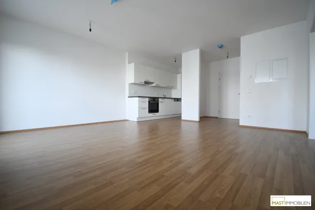 Ab sofort verfügbar - 2 Zimmer Balkon Wohnung inkl. EWE Einbauküche direkt in Spillern - Neubau Bj. 2019 - Titelbild