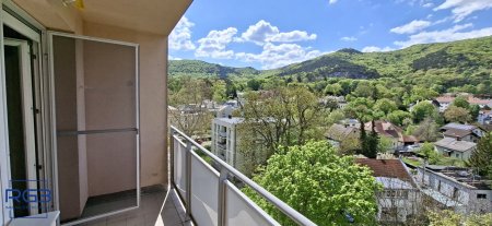 Wohnen mit Weitblick – helle 2-Zimmer-Wohnung im 6. Stock mit Loggia