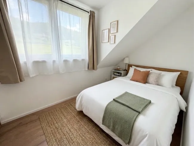 2. OG Schlafzimmer