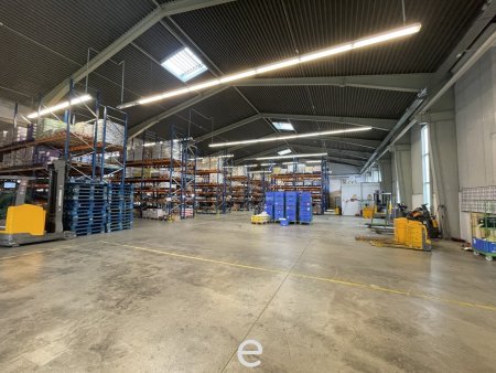 Gewerbeliegenschaft mit Lager und Bürofläche in Linz
