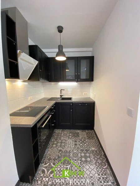 Zentrum: 2017 generalsanierte, moderne 2 Zimmer Wohnung ca. 51m²