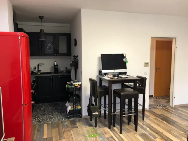 Zentrum: 2017 generalsanierte, moderne 2 Zimmer Wohnung ca. 51m² - Bild