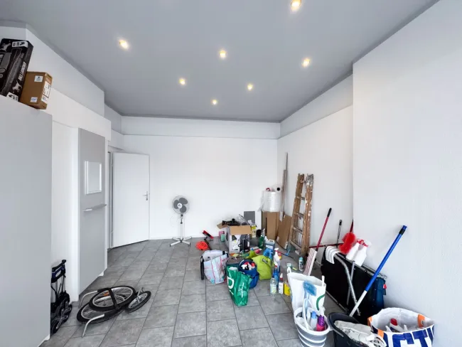 86 m2 für Atelier, Einzelhandel, Studio, Büro etc. im EG zu verkaufen! Zwei StraßenzugängeWattgasse! - Bild