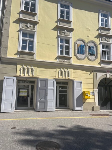 4 Monate mietfrei | Geschäftslokal in Top-Lage am Hauptplatz | danach nur € 500,00