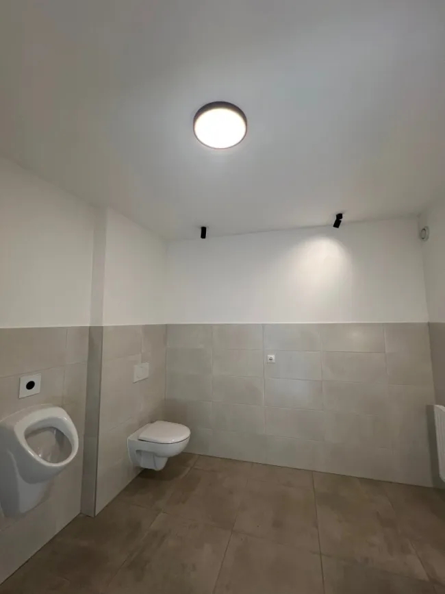 4 Monate mietfrei | Geschäftslokal in Top-Lage am Hauptplatz | danach nur € 500,00 - Bild