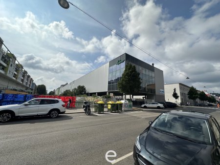 2316,53m² Lagerfläche und Büro in Wien zu mieten