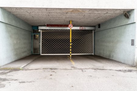 Tiefgaragenplatz Scharitzerstraße