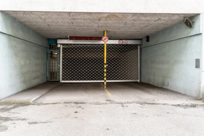 Tiefgaragenplatz Scharitzerstraße - Bild