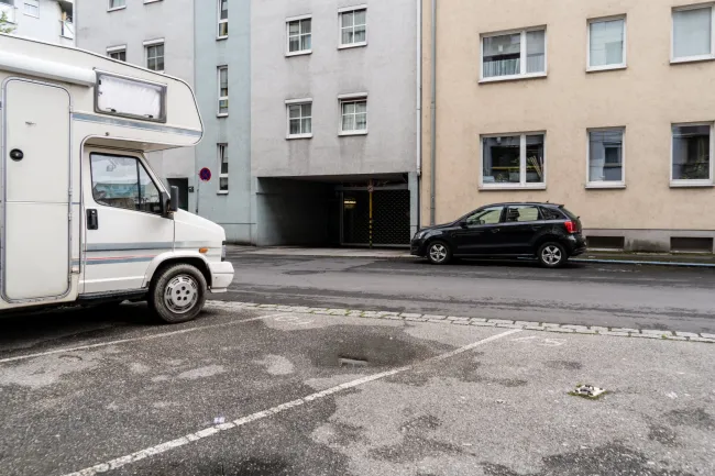 Top Tiefgaragenplatz in Linz Scharitzerstraße - Bild