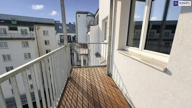 Hofseitiger Balkon