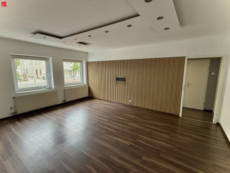 !! 2600€/m2 - Moderne Wohnung und perfekter Anbindung !!
