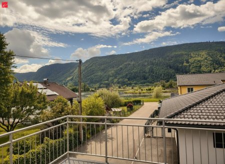 Modernes Wohnjuwel in traumhafter Ruhelage mit Seeblick