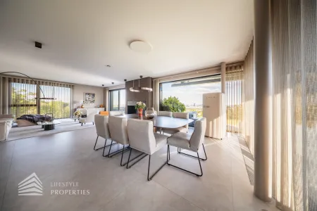 Exklusive 4-Zimmer Wohnung mit großflächigem Balkon mit Traumblick über Wien