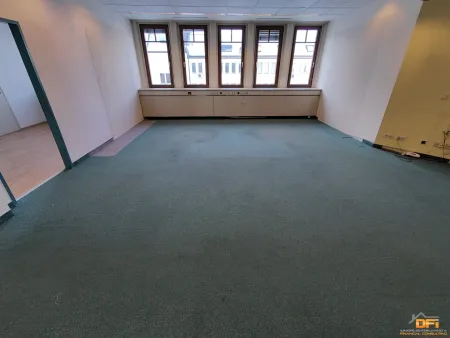 13-Zimmer Büro in guter Lage nahe U6 & Handelskai