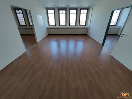 13-Zimmer Büro in guter Lage nahe U6 & Handelskai