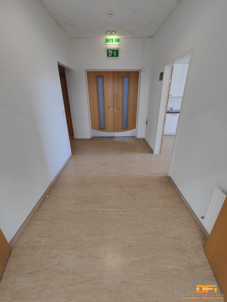 Riesiges Dachgeschoß-Büro in guter Lage nahe U6 & Handelskai