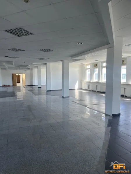 Großzügiges Büro in guter Lage nahe U6 & Handelskai