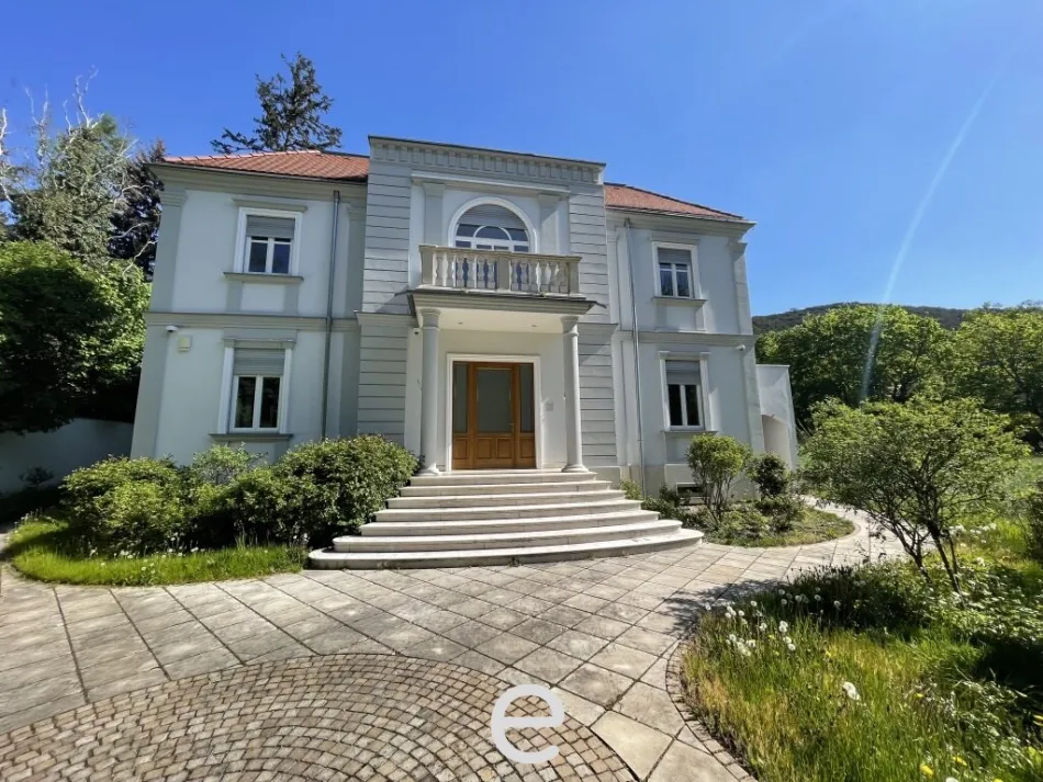 Villa in absoluter Grünruhelage im Helenenthal zu verkaufen. - Titelbild