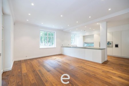 Villa in absoluter Grünruhelage im Helenenthal zu verkaufen