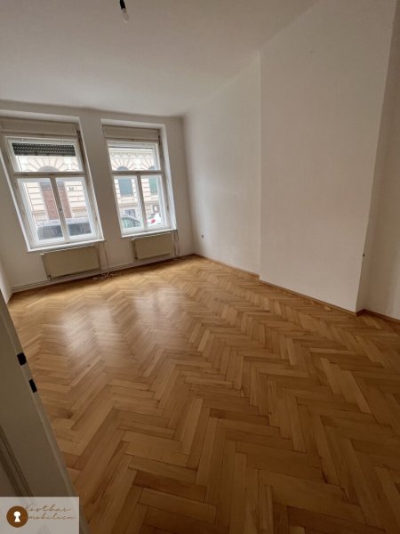Sehr geräumige & gemütliche Dreizimmerwohnung neben Neuer Technik Uni, zu vermieten.