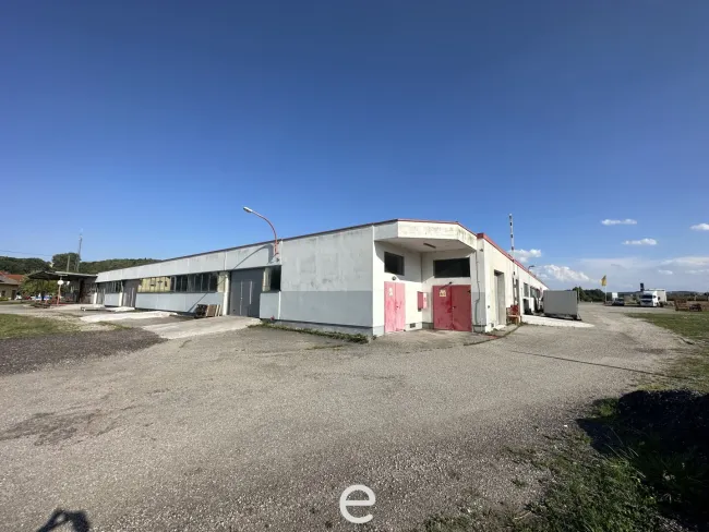 Gewerbeliegenschaft in Antiesenhofen zu verkaufen! - Bild