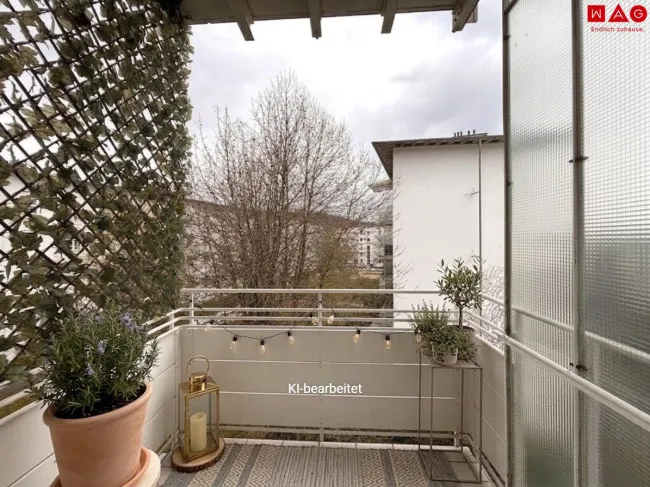 Balkon Beispiel KI
