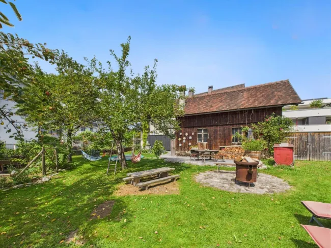 Garten mit Schopf