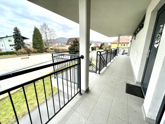 Eingangsbereich außen